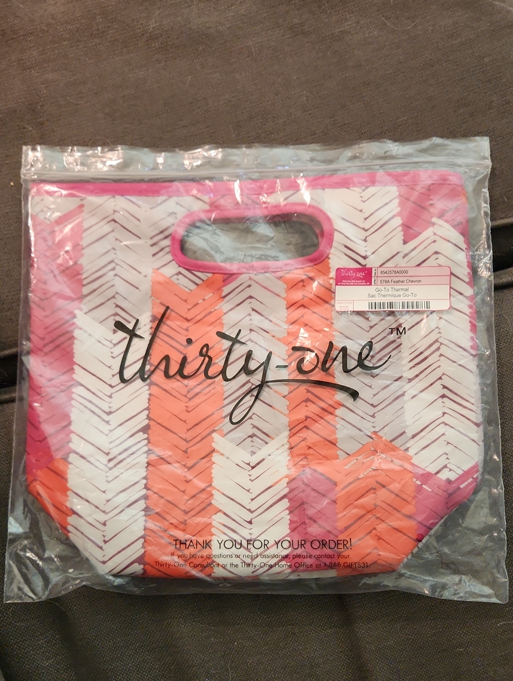 thirty-one Go-To Thermal Tote In Feather Chevron (Pink, Coral & White)